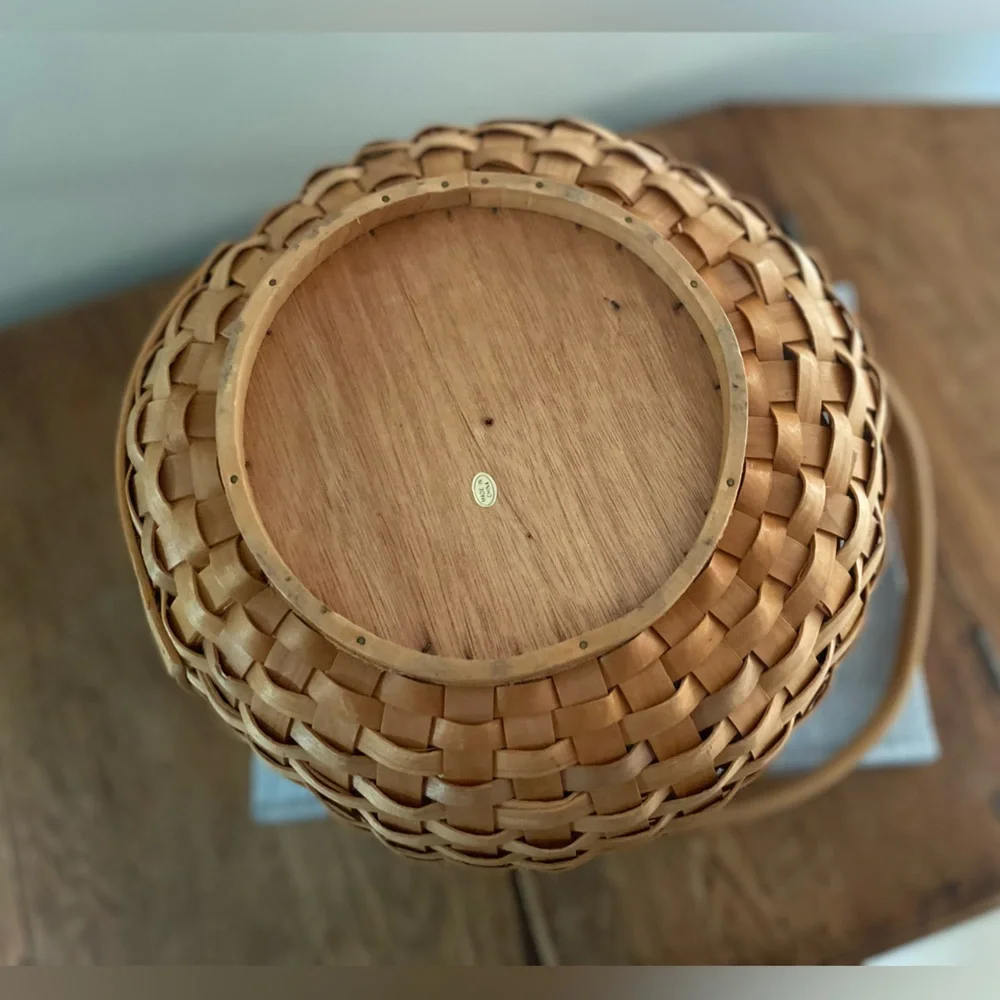 Vintage Better Home & Garden Bean Pot/Crockpot Carrying Basket –Viewing Basket